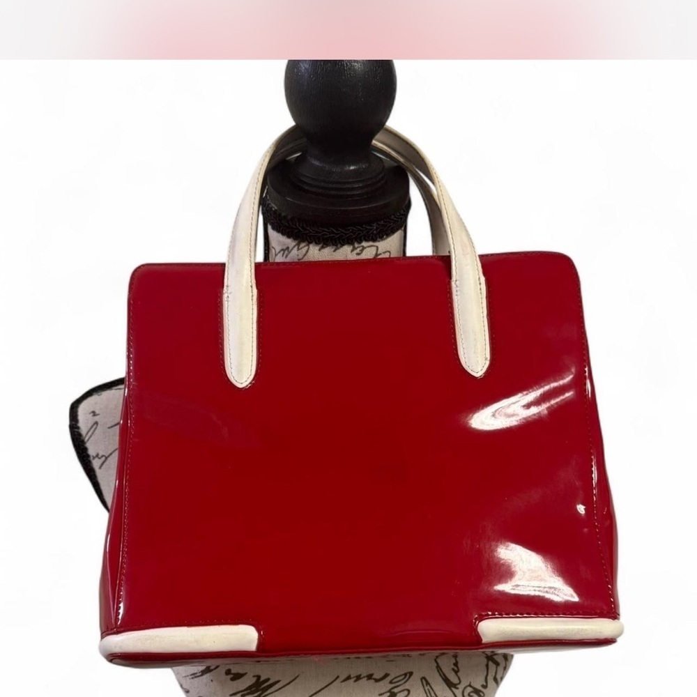Red patent (charol) Pierre Cardin – Evolution evening handbag. - Picture 2 of 13